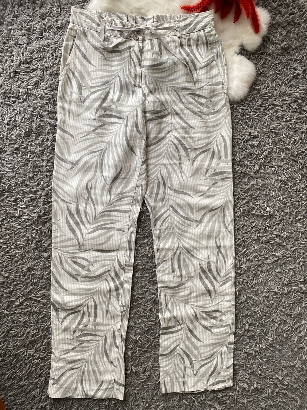 BIANCA Grey & Winter White Linen Tropical Leaf Print Trousers